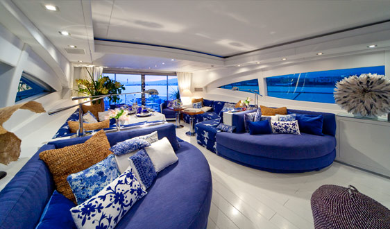 Yacht-Salon.jpg